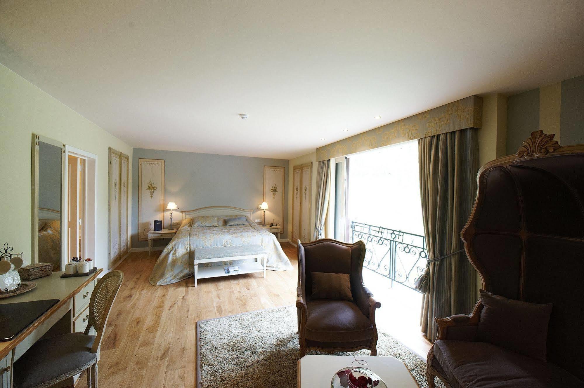 מלון פפינסטר Lafarques מראה חיצוני תמונה